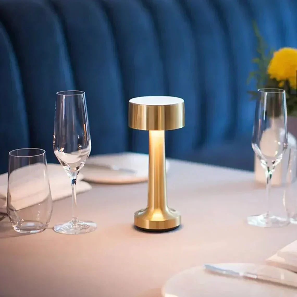 더블린 테이블 램프 | 1 + 1 무료