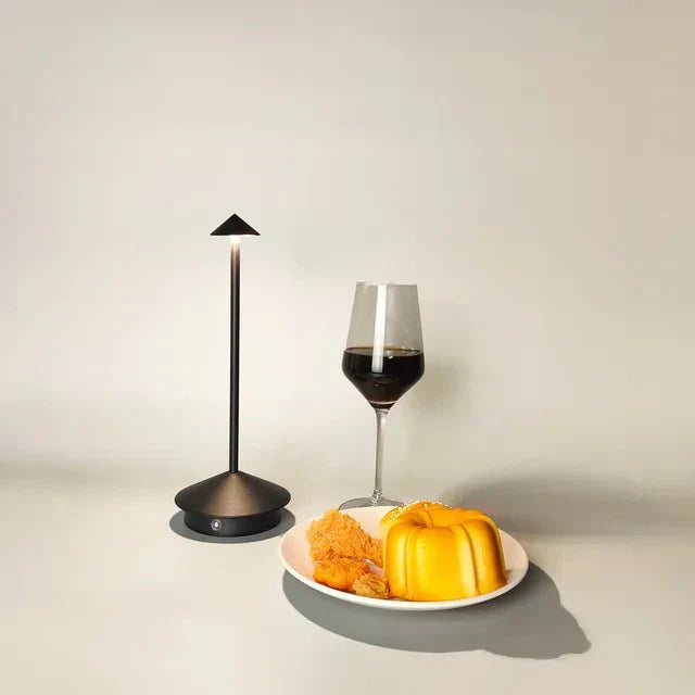 마로다 창의적인 디자인 테이블 램프 | 1 + 1 무료